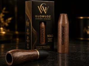 GUDWUDZ Solo walnut preroll holder